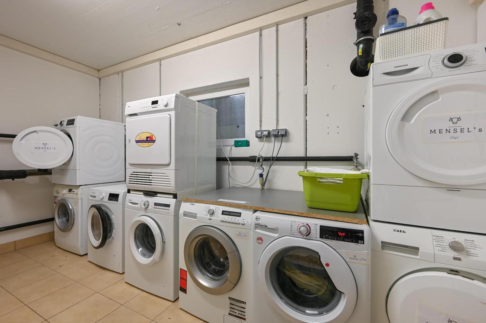 Mensel City 1 Fussen Luaran gambar
